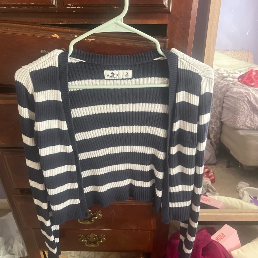Striped Hollister cardigan!